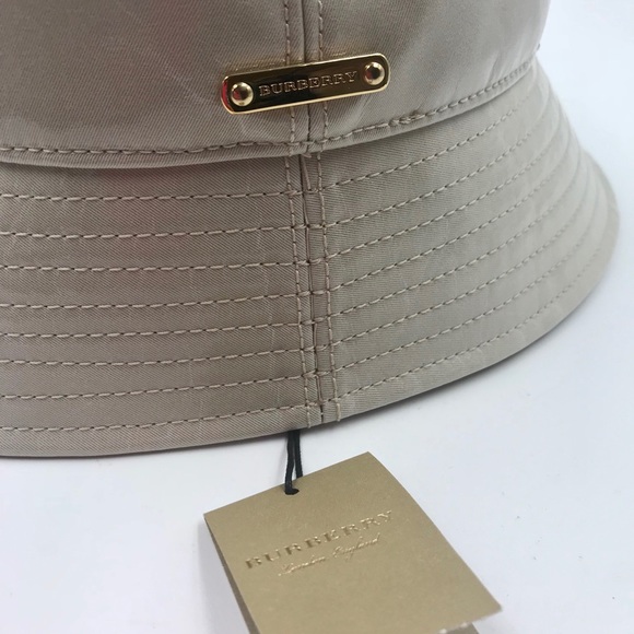 NEW with Tags Burberry Brit Woman’s Hat Size: M/L - Picture 2 of 6